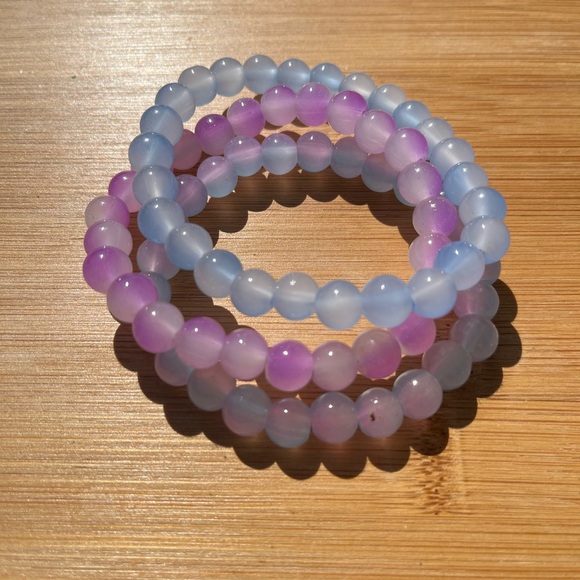 Hand Crafted Lavender and Light Blue Beaded Stretch Bracelet Set - Picture 2 of 9